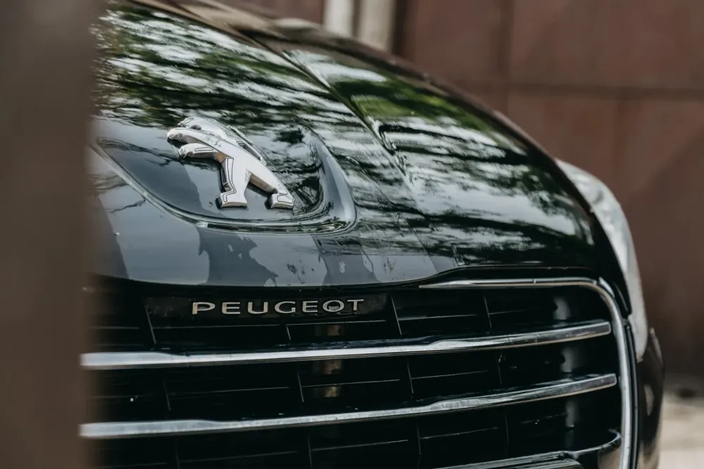 garagiste Peugeot